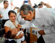  Supervisan Salud y DIF Tabasco acciones de vacunación en Teapa
